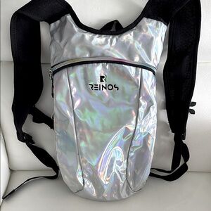 REINOS Hydration Backpack Light Water Pack for Running, Hiking, Biking